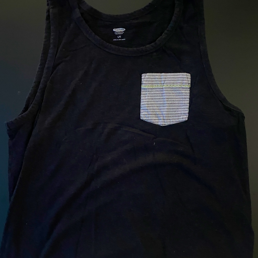 Old Navy Men’s Black Tank w/ Pattern Front Pocket - L